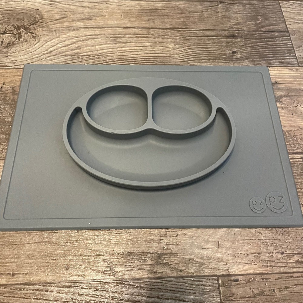 ezpz Happy Mat Silicone Suction Plate Placemat Gray Kids Toddler Feeding Tray